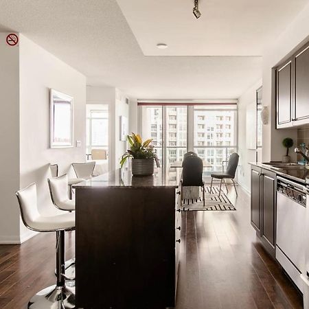 Ferienwohnung Downtown Toronto+Free Parking+Cn Tower View Exterior foto