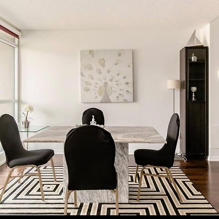 Ferienwohnung Downtown Toronto+Free Parking+Cn Tower View Exterior foto